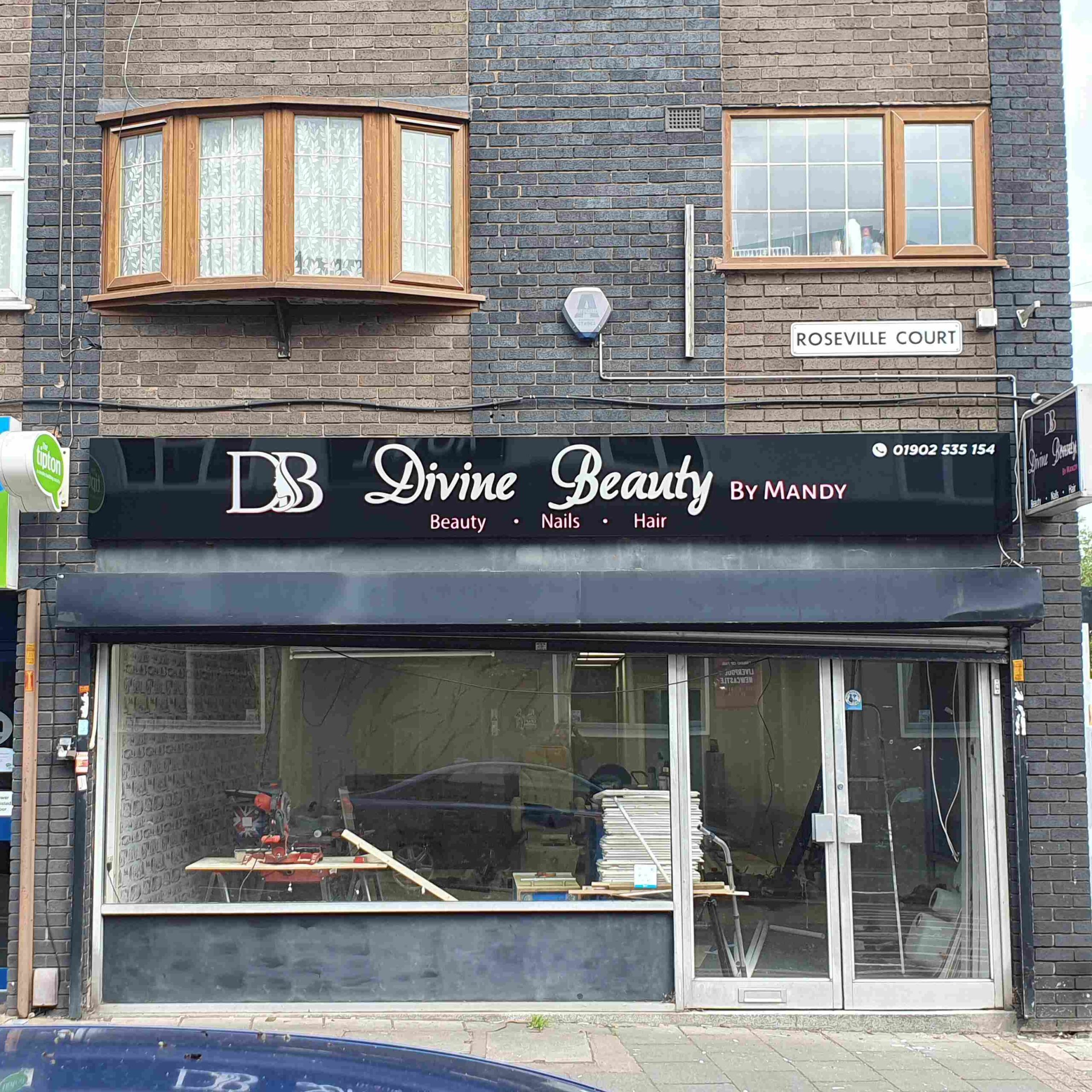 High-quality business signs for companies in Wolverhampton